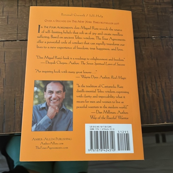 Book The Four Agreements By Don Miguel Ruiz - Picture 2 of 2